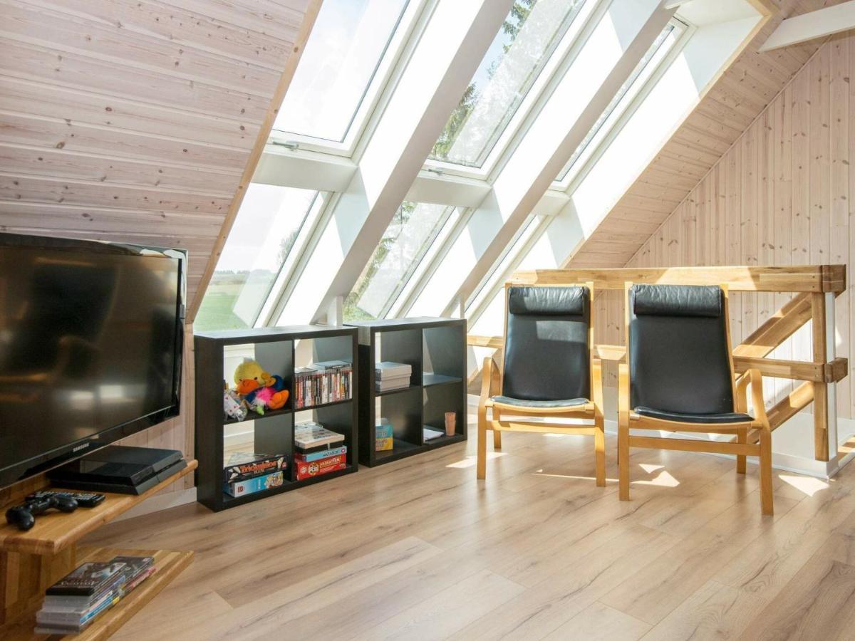 10 Person Holiday Home In Glesborg Zimmer foto