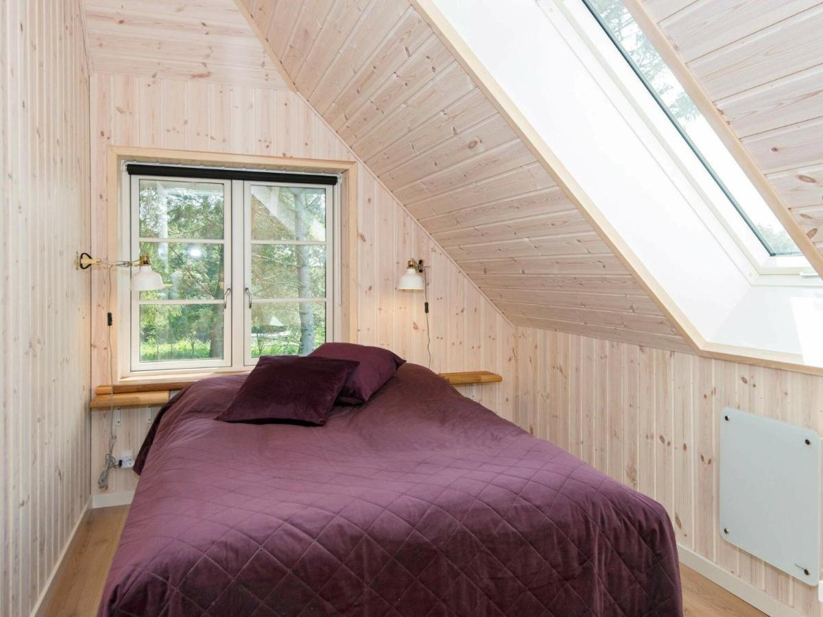 10 Person Holiday Home In Glesborg Zimmer foto