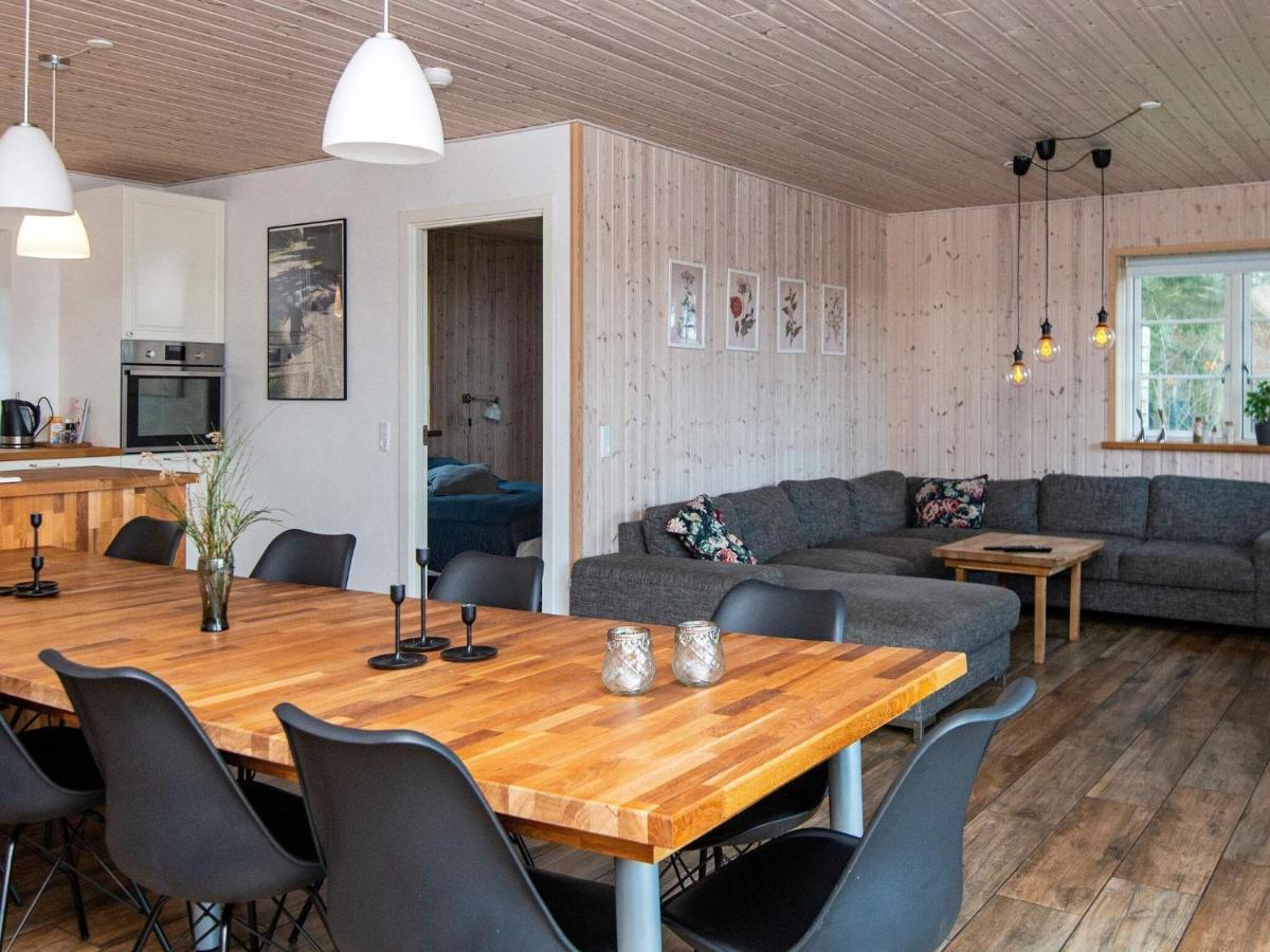 10 Person Holiday Home In Glesborg Exterior foto