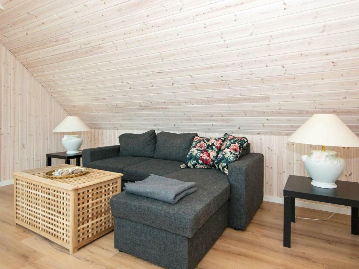 10 Person Holiday Home In Glesborg Exterior foto